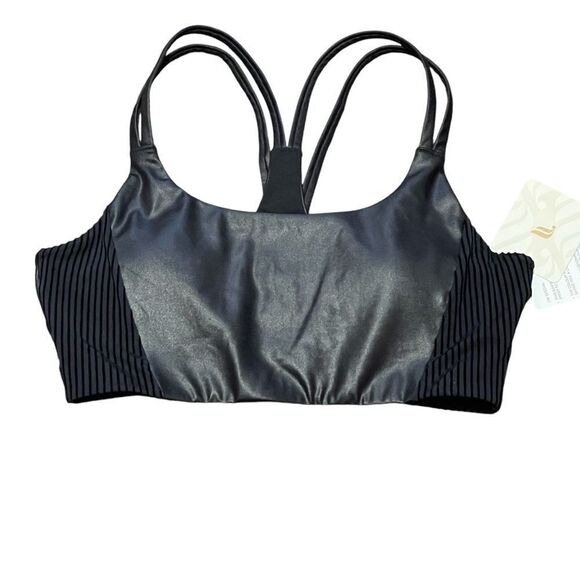 NWT FABLETICS Principal Motion365+ Low Impact Bra Black Shine Size XS - Picture 10 of 11